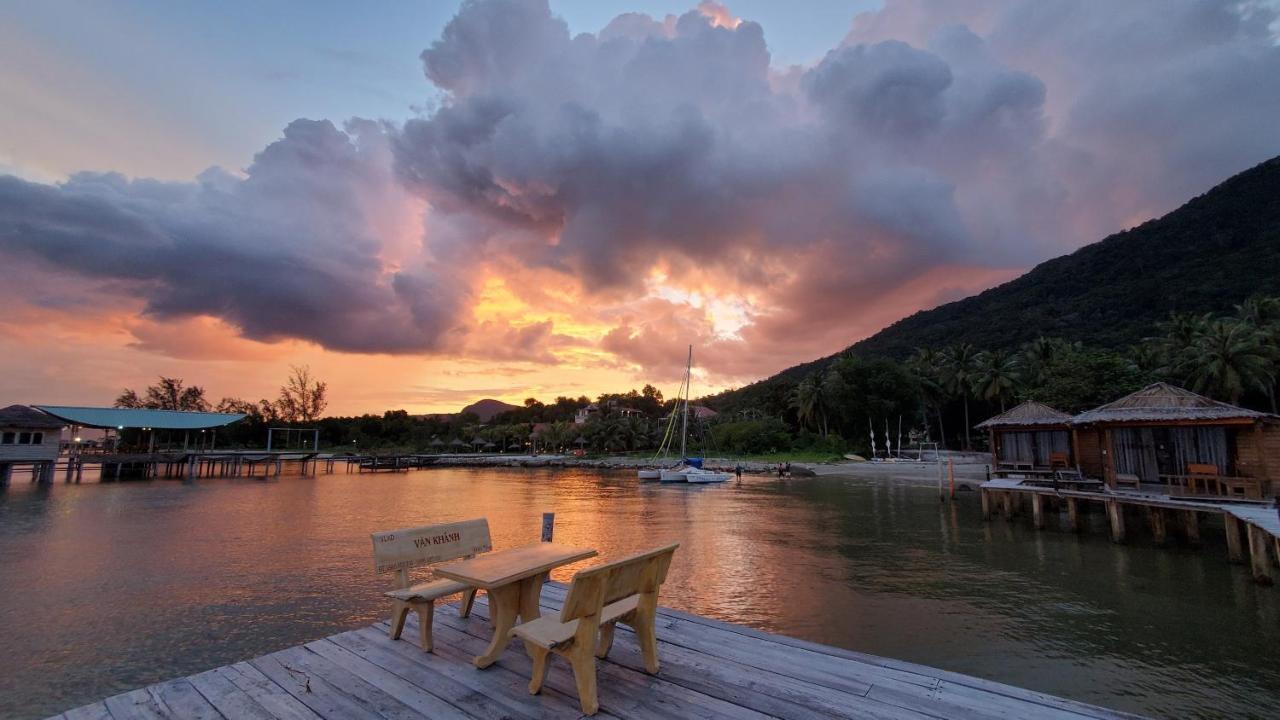 Freedom Beach Resort Phu Quoc Buitenkant foto