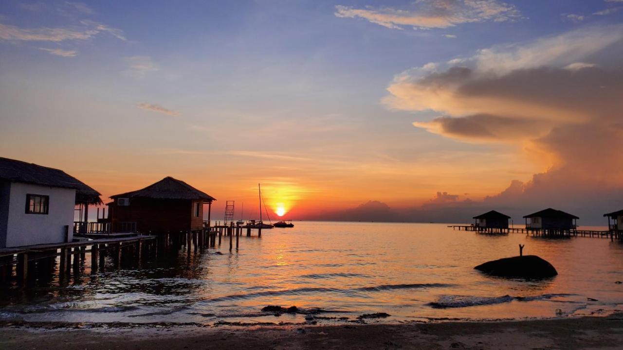 Freedom Beach Resort Phu Quoc Buitenkant foto