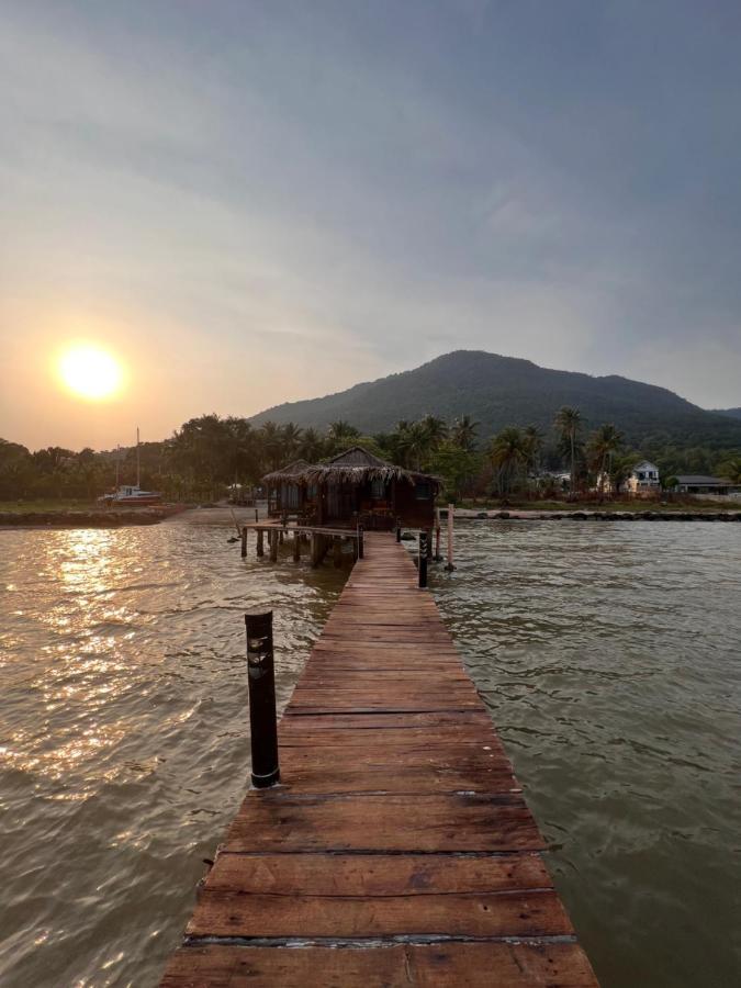 Freedom Beach Resort Phu Quoc Buitenkant foto